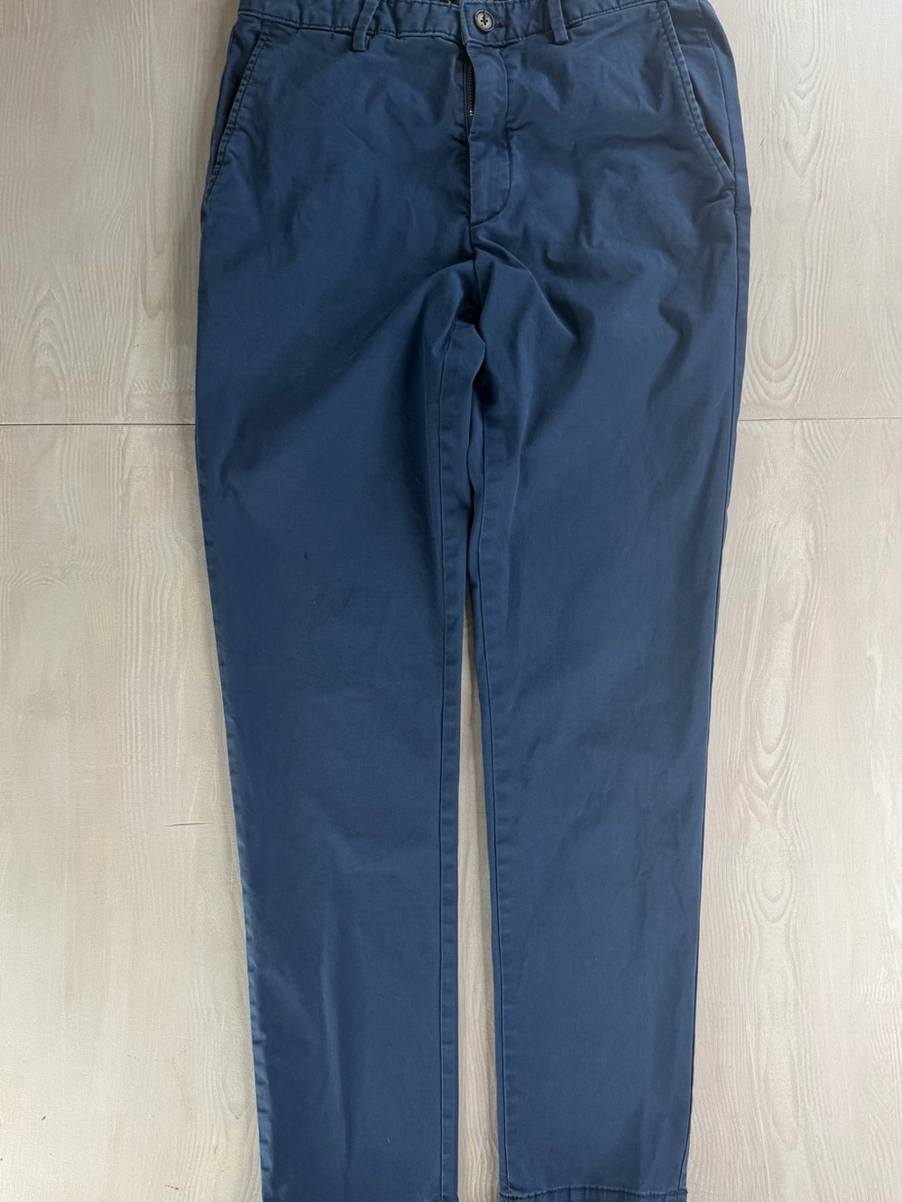 Banana Republic Slim Fit Men's Jeans in Navy Blue